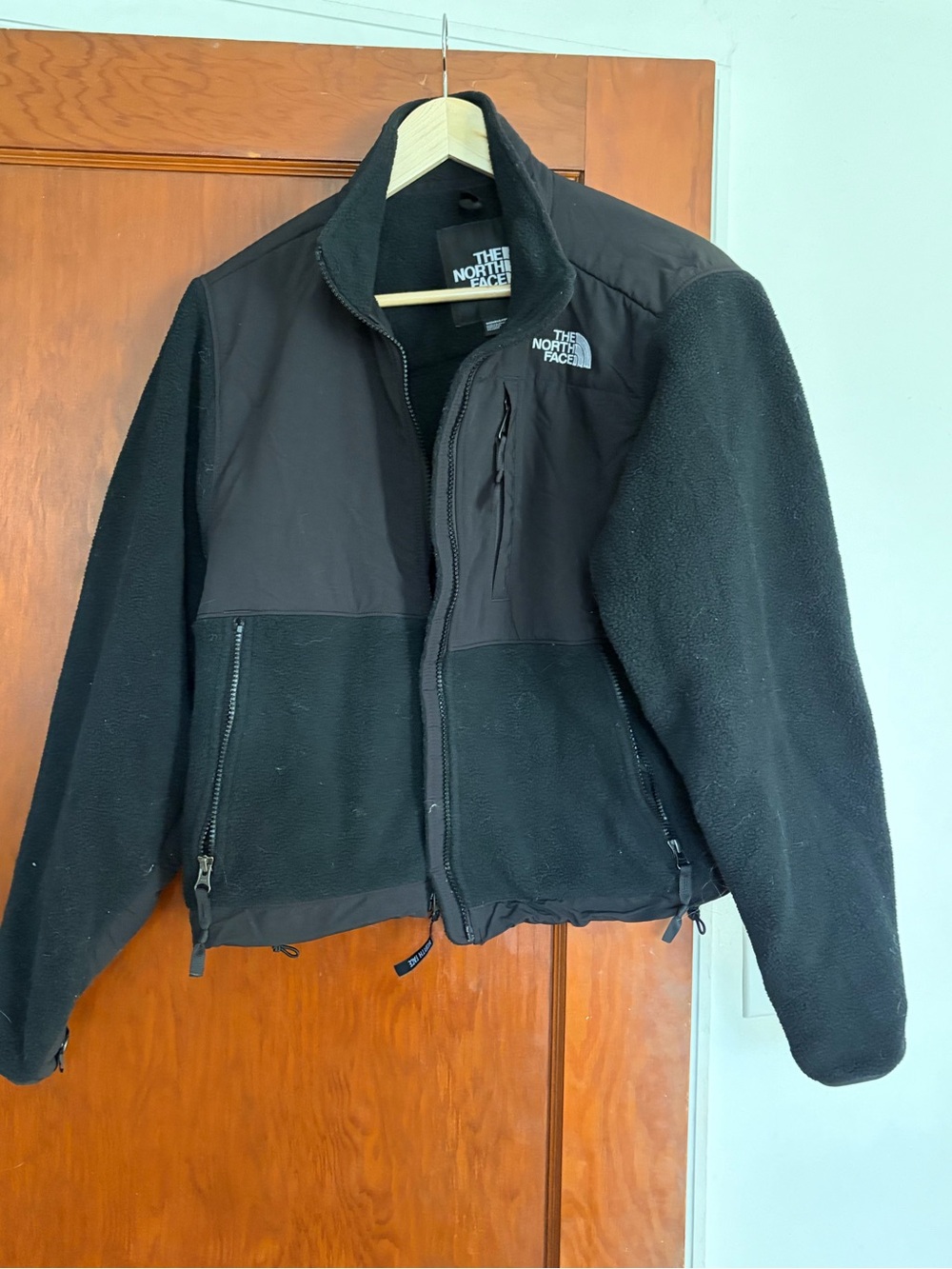 The North Face Women’s Black Denali Fleece Jacket